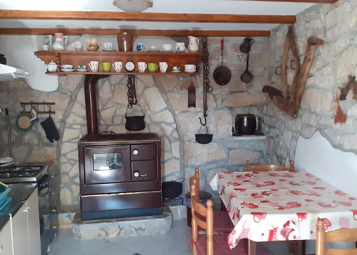 Kuca - Krcina